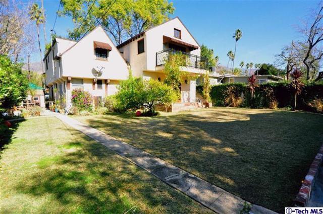 Exquisite Roland Coate Estate