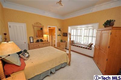 Exquisite Roland Coate Estate