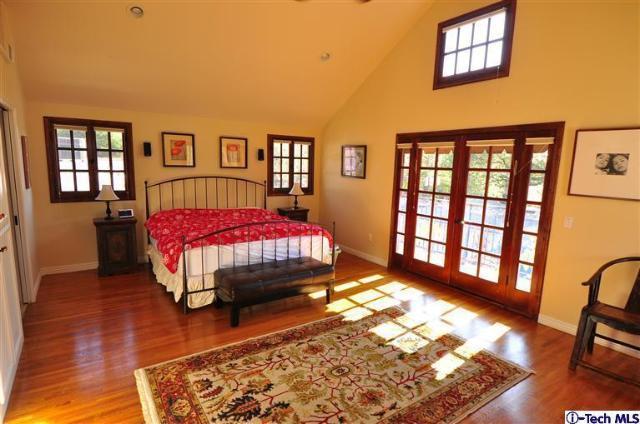 Exquisite Roland Coate Estate