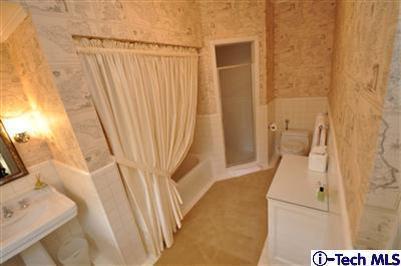 Exquisite Roland Coate Estate