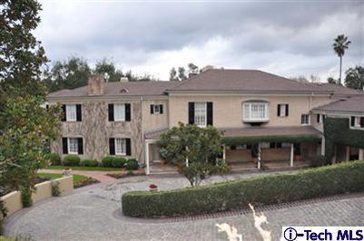 Exquisite Roland Coate Estate