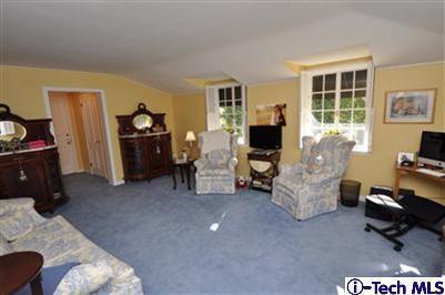 Exquisite Roland Coate Estate