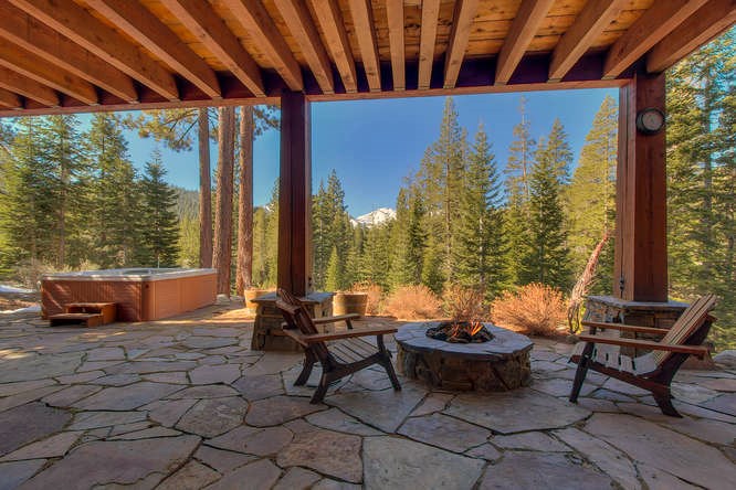 115 Creekview Court
