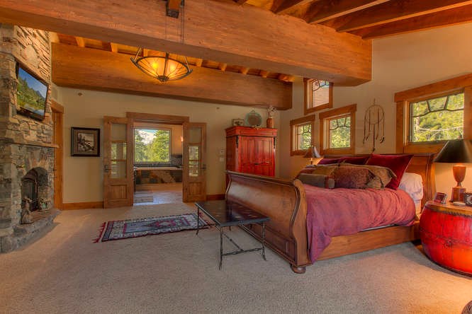 115 Creekview Court