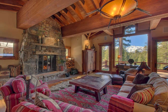 115 Creekview Court