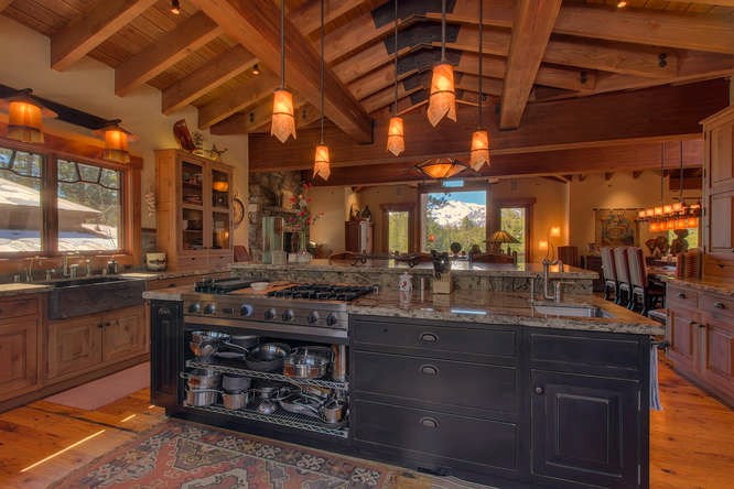 115 Creekview Court
