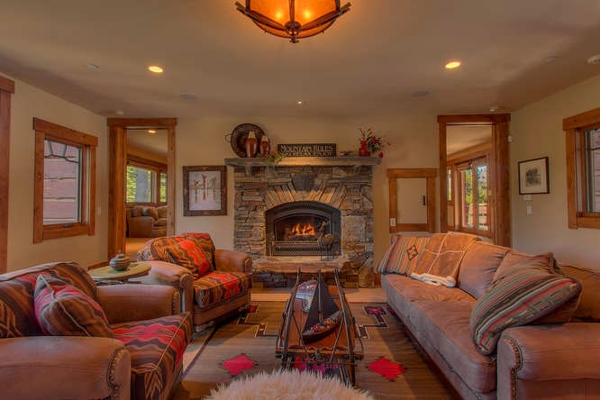 115 Creekview Court