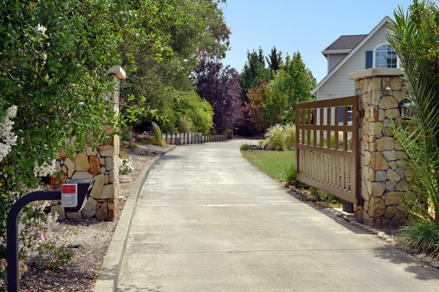151 Harris Hills Dr.