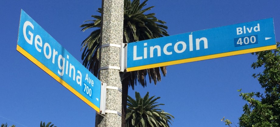 422 Lincoln Blvd