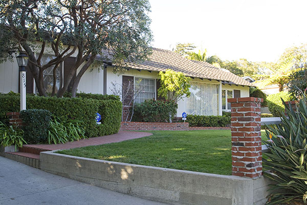 815 San Vicente Blvd
