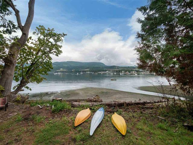 5888 Reef Road