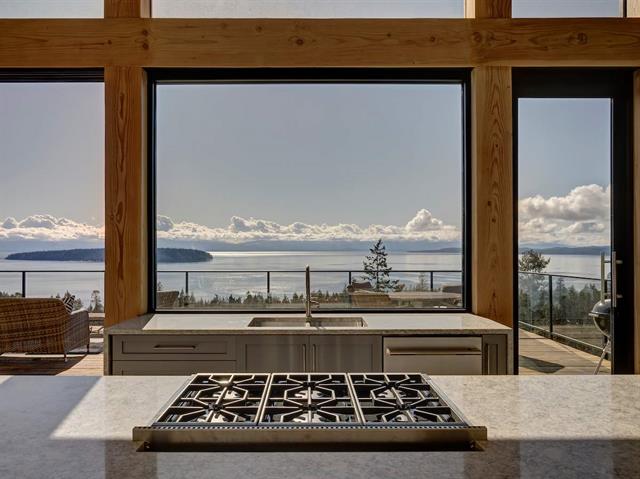 10706 Wood Bay Ridge Road