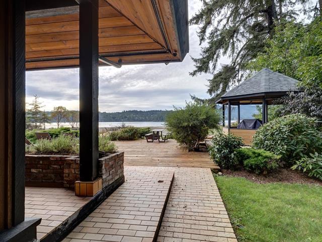 6219 Sechelt Inlet Road