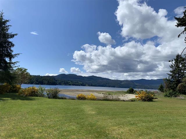 6219 Sechelt Inlet Road