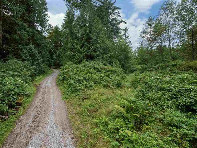 5888 Reef Road