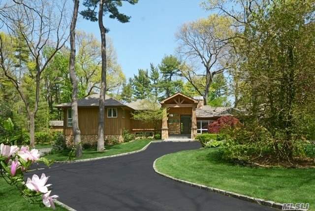 3 Applegreen Dr.