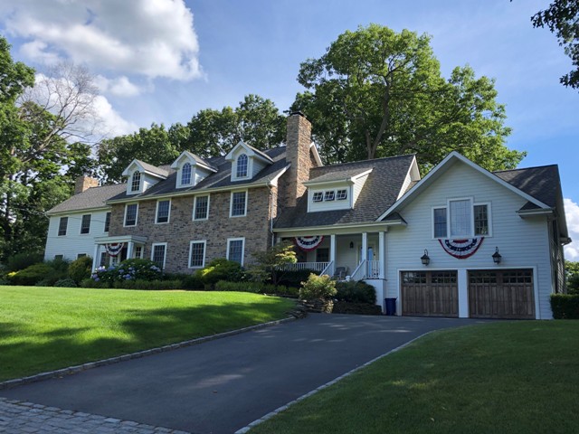 12 Upper Drive