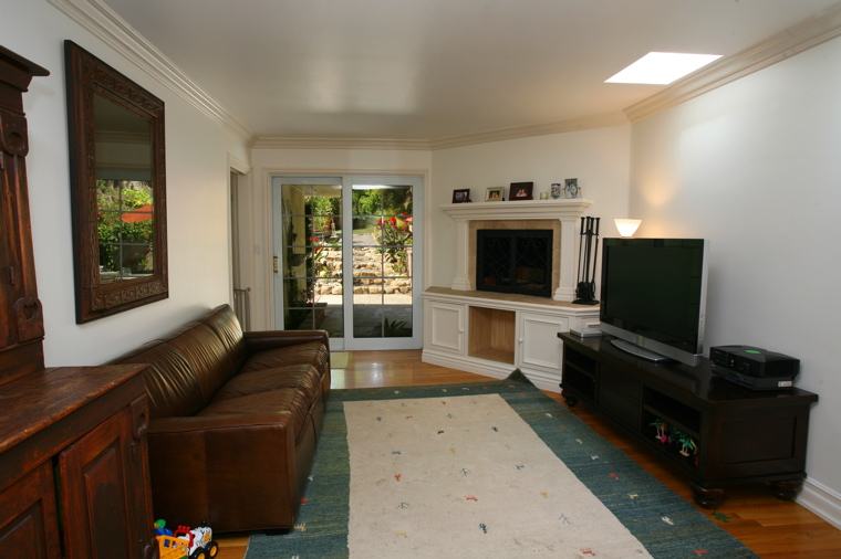2280 Banner Ave.