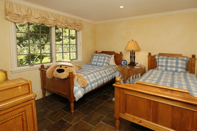 210 Hot Springs