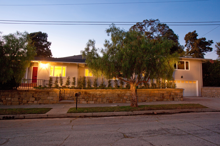 201 E. Pueblo