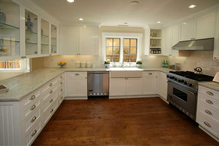660 Orchard Ave.