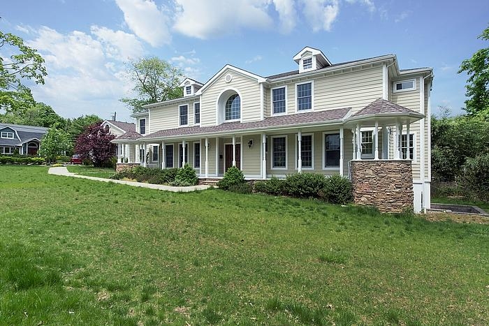 537 Spring Ave.