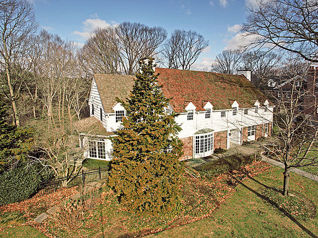 500 Knollwood Road