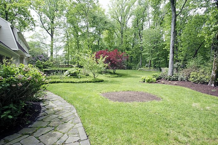 5 Denison Drive