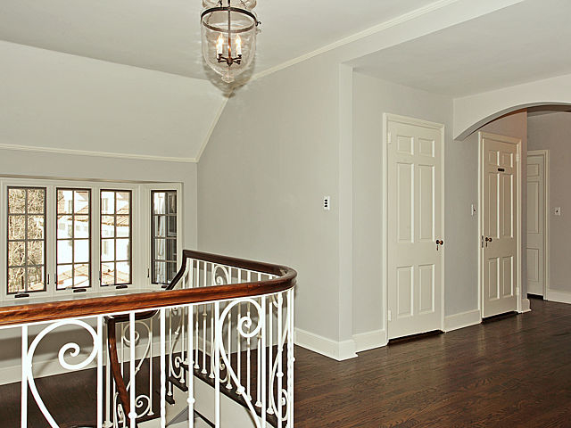 500 Knollwood Road