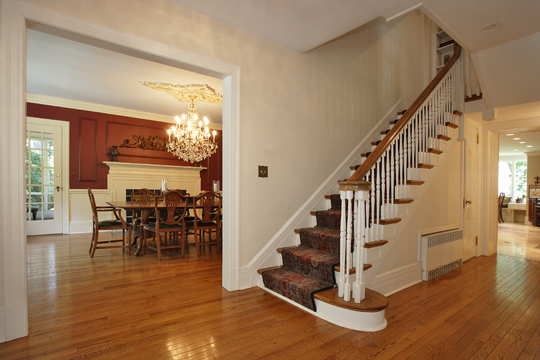 69 Valley View Avenue