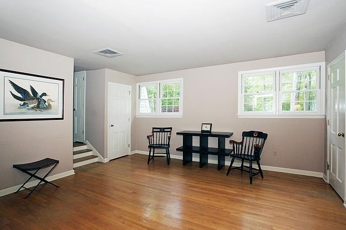 5 Denison Drive