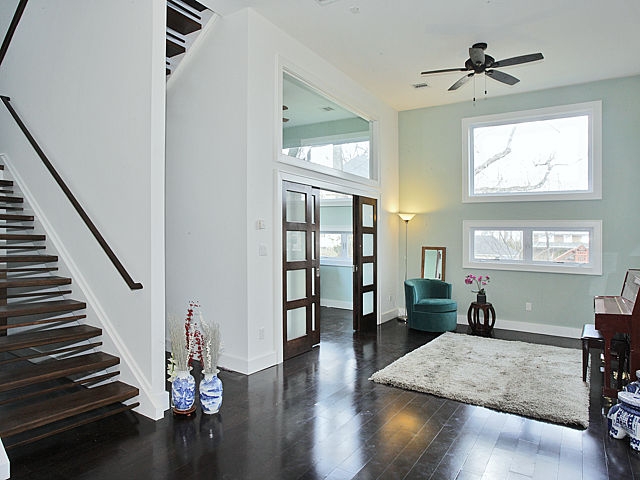 565 Upper Boulevard