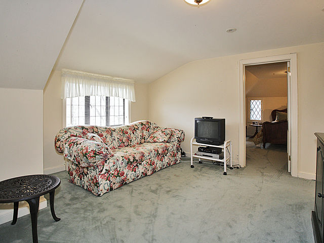 226 Fairmount Road