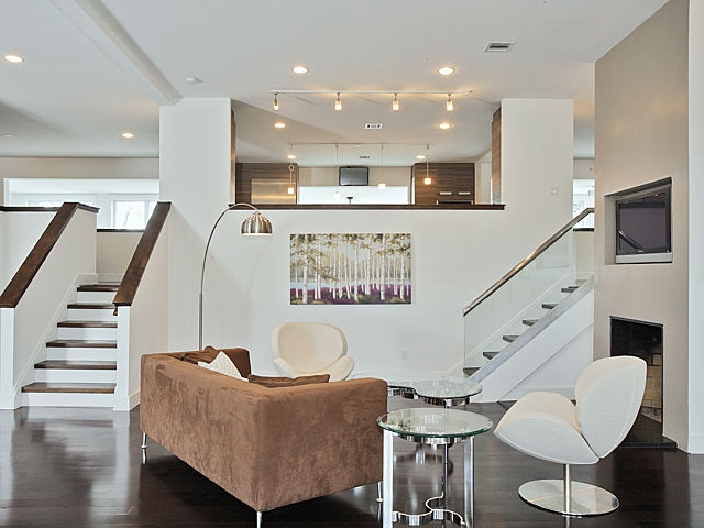 565 Upper Boulevard