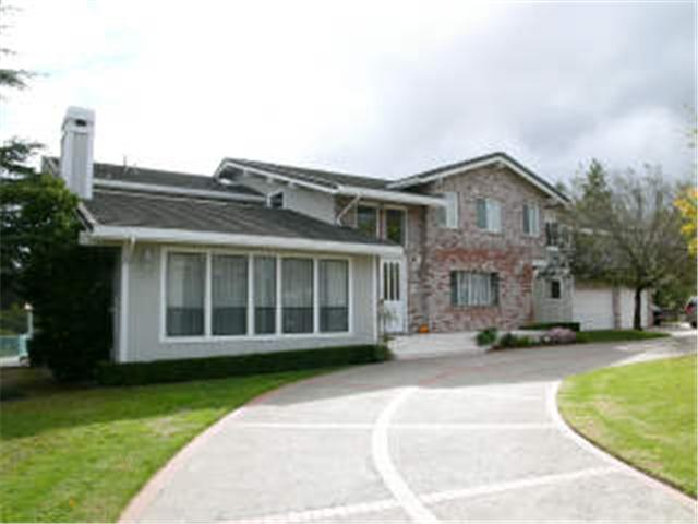 2545  BUTTERNUT DRIVE