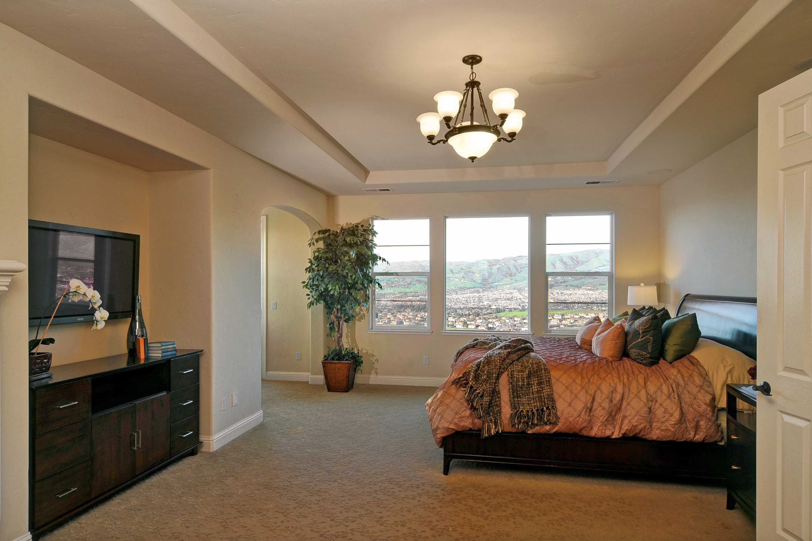 4628 Hill Top View Lane