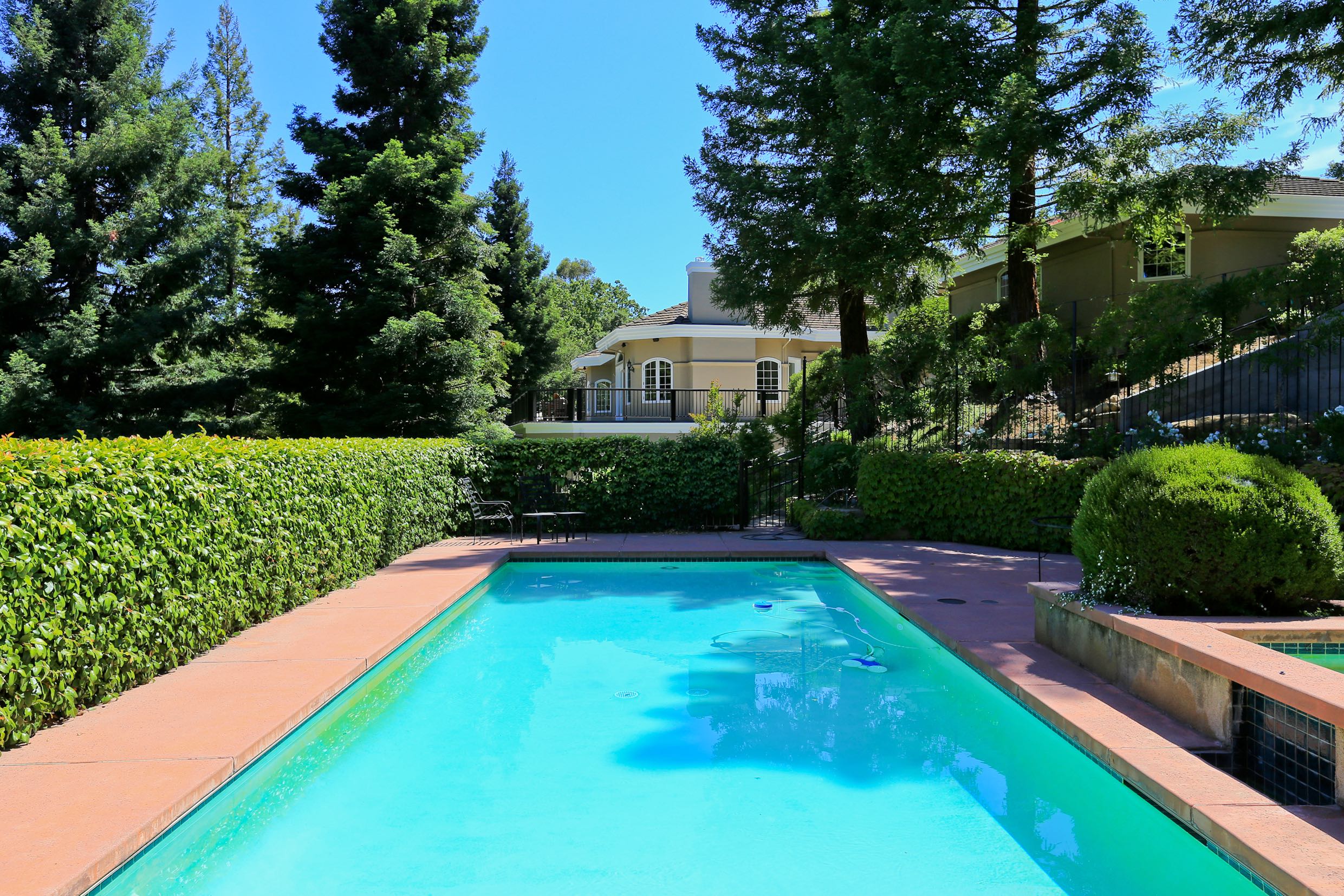 38 Haciendas Drive