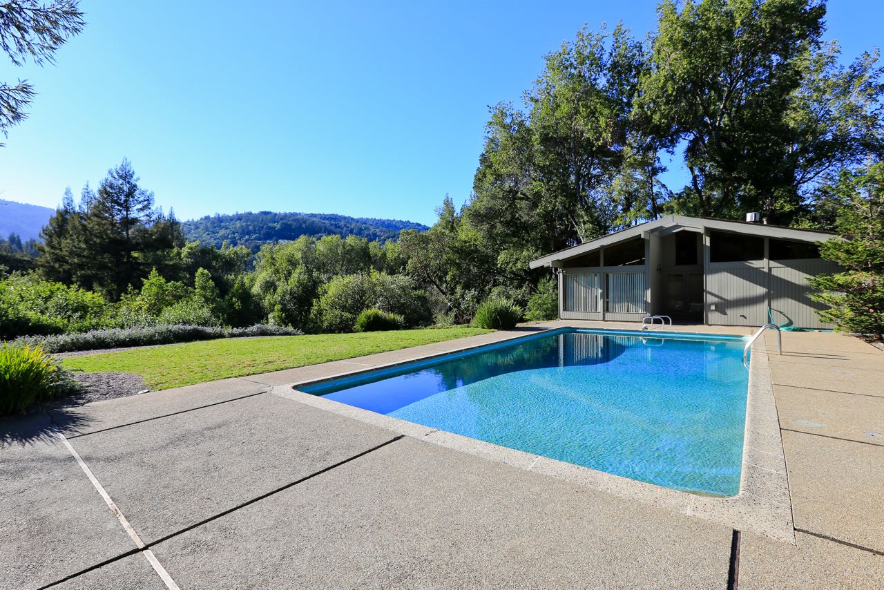 245 Mountain Wood Lane