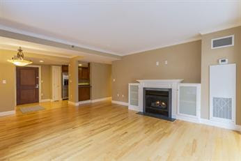 44 Prince St  308