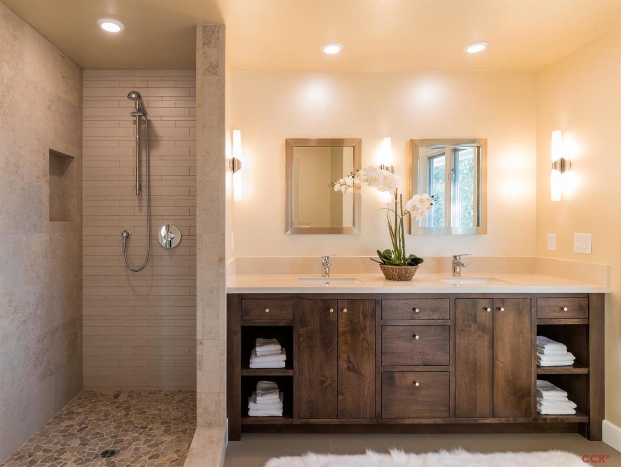 4465 White Pine Lane
