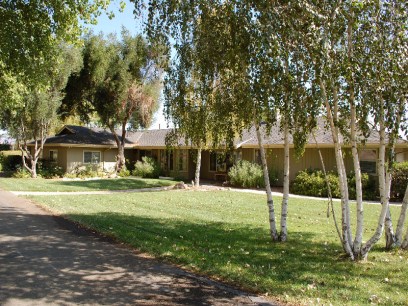 2553  Santa Barbara Ave