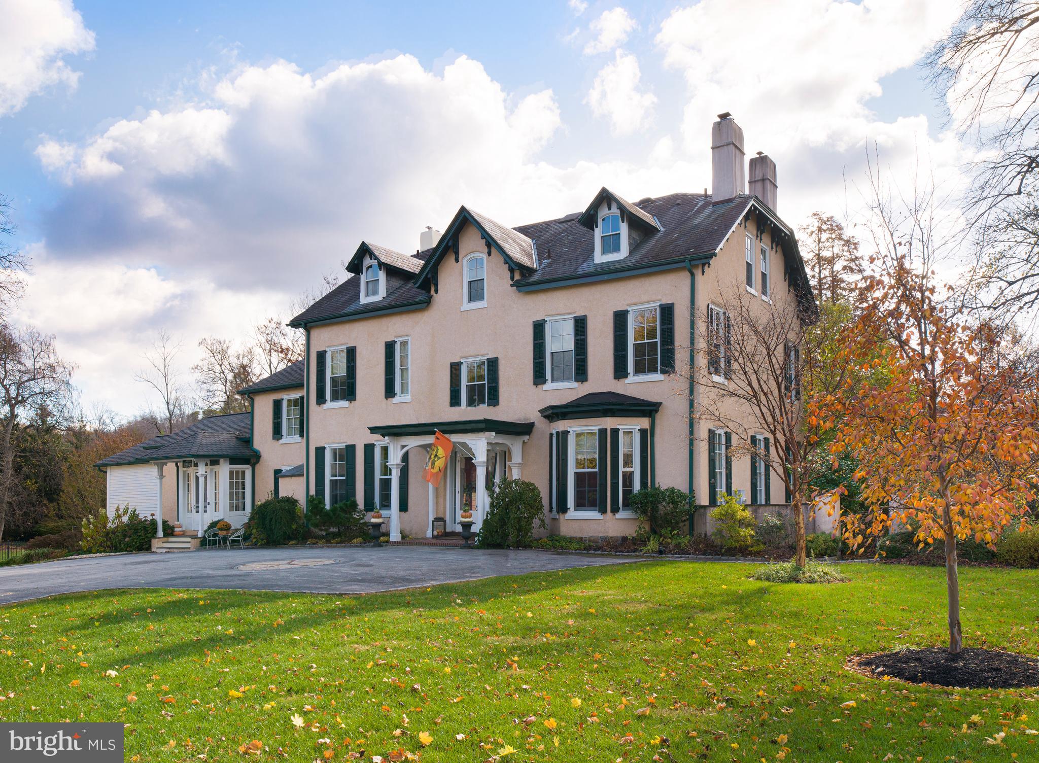 521 LEOPARD ROAD