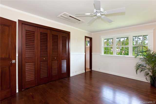 40 Kaapuni Dr