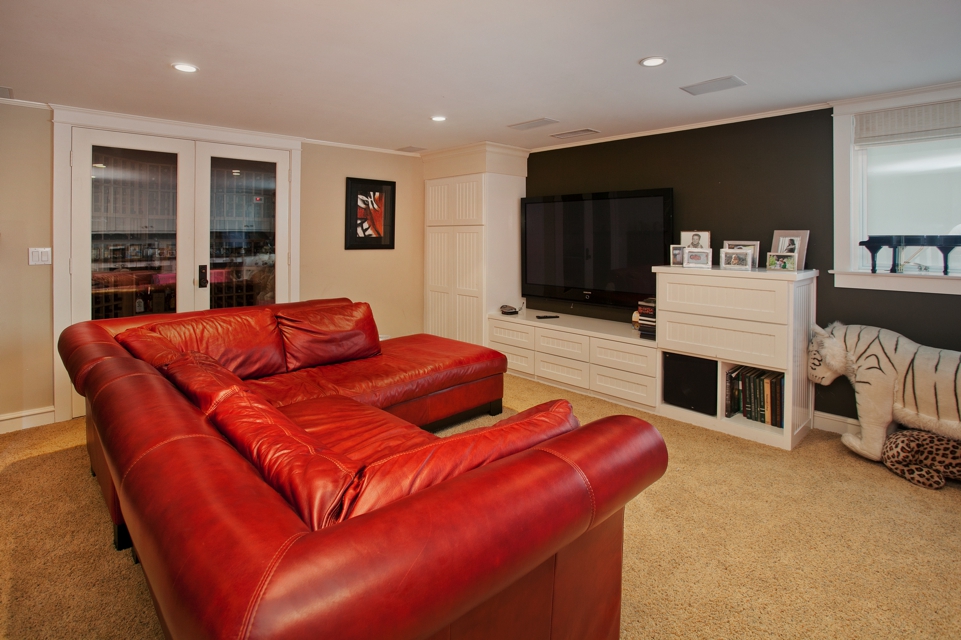 2222 Monterey Blvd.