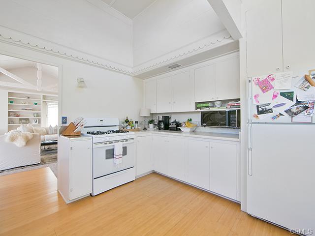 424 Jasmine St.