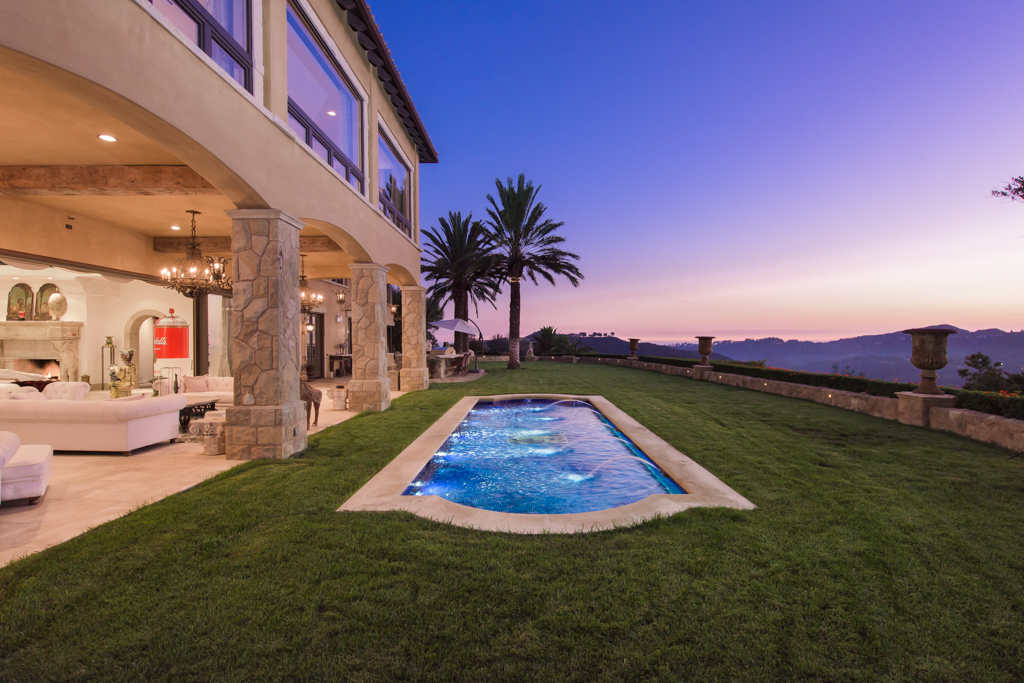 12300 Mulholland Drive