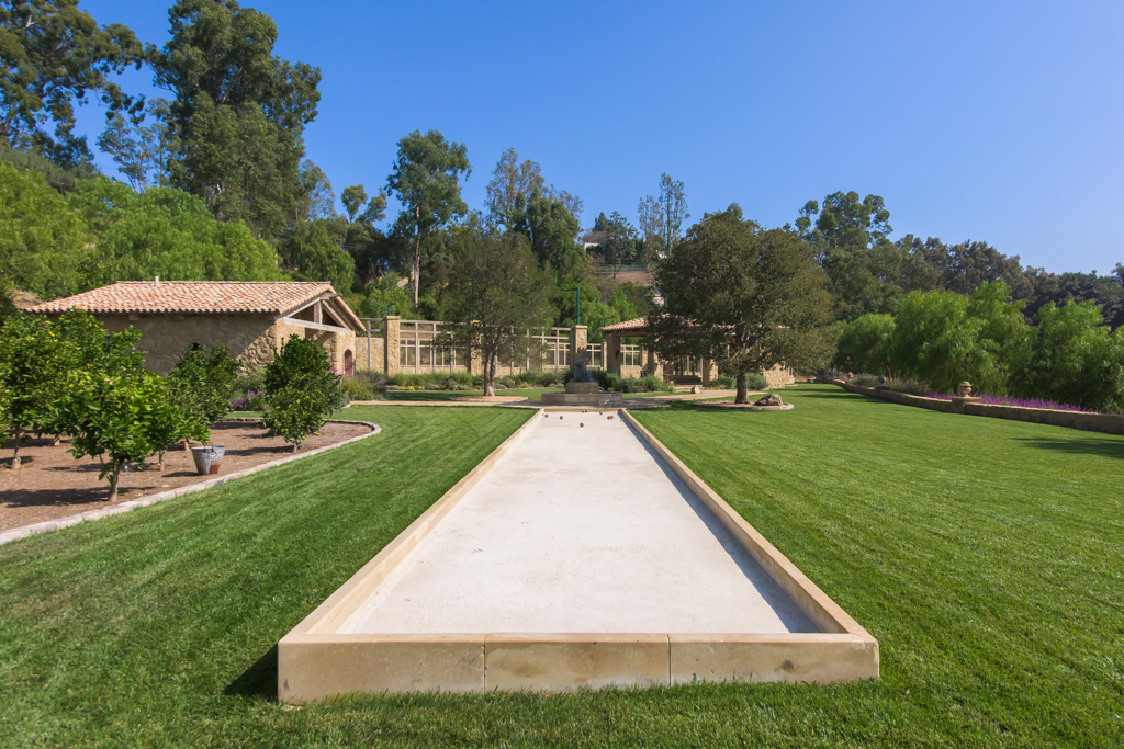 12300 Mulholland Drive