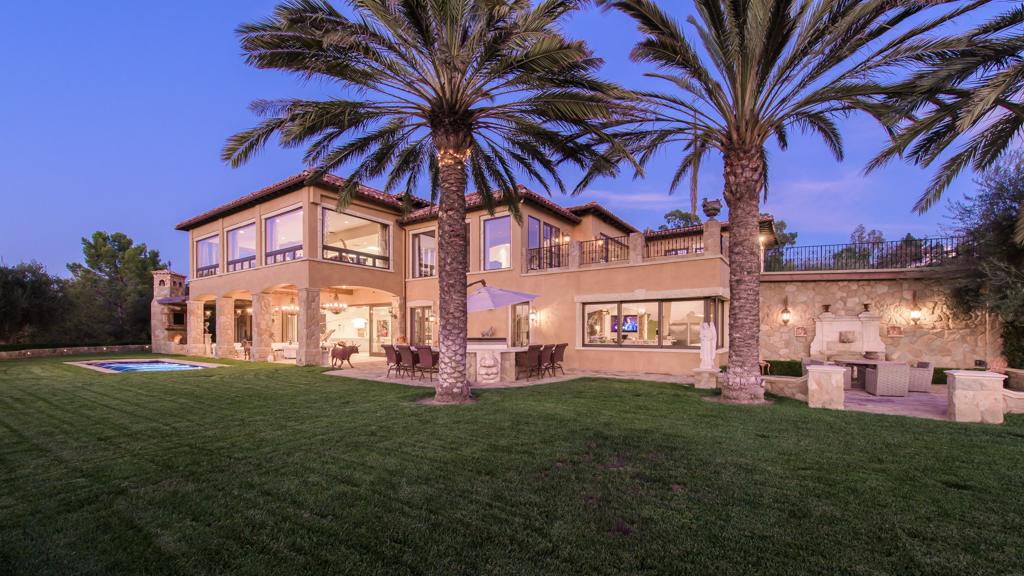 12300 Mulholland Drive