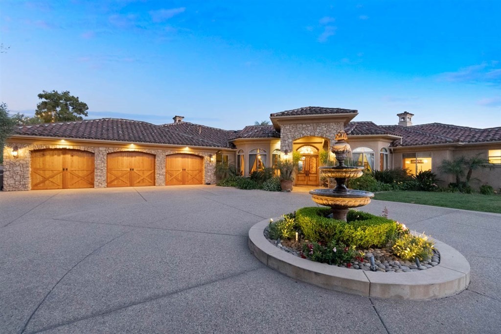 1670  Highgrove Dr.