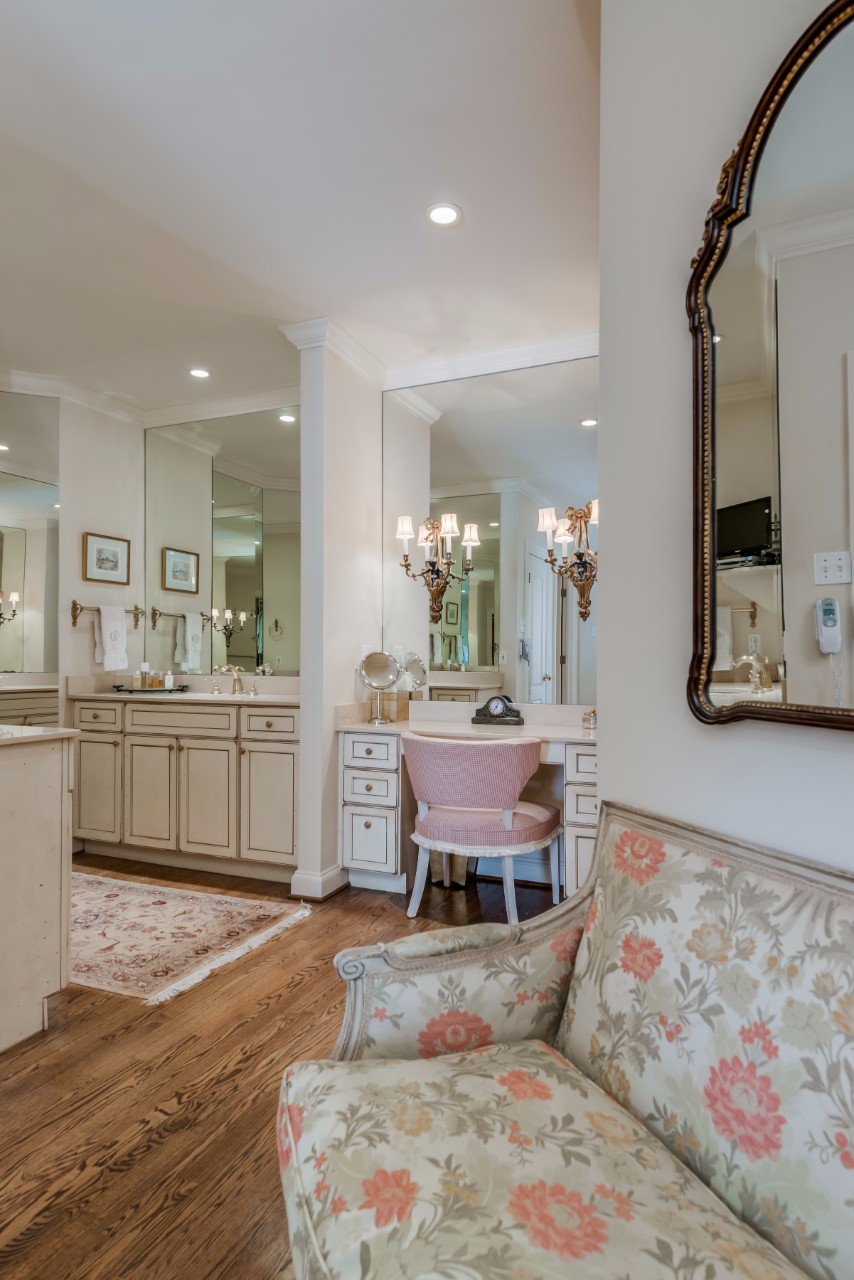 4 Huntleigh Downs
